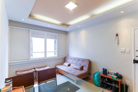 Apartamento à venda com 70m², 3 quartos e sem vagaSala