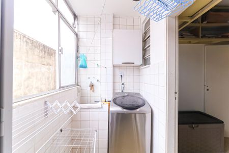 Apartamento à venda com 70m², 3 quartos e sem vagaÁrea de Serviço