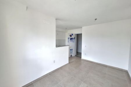 Sala de apartamento para alugar com 2 quartos, 70m² em Figueira, Duque de Caxias