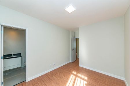 Apartamento à venda com 90m², 3 quartos e 1 vagaSuíte