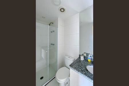 Studio à venda com 34m², 1 quarto e 1 vaga Studio à venda com 34m², 1 quarto e 1 vagaBanheiro da Suíte