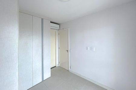 Studio à venda com 34m², 1 quarto e 1 vaga Studio à venda com 34m², 1 quarto e 1 vagaSuite
