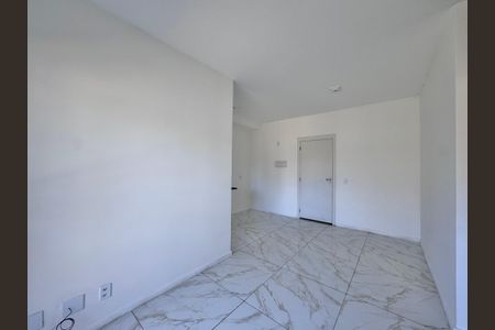 Sala de apartamento à venda com 2 quartos, 52m² em Recreio dos Bandeirantes, Rio de Janeiro