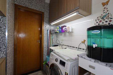 Apartamento à venda com 80m², 2 quartos e 1 vagaÁrea de Serviço
