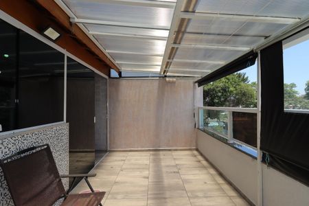 Apartamento à venda com 80m², 2 quartos e 1 vagaQuintal