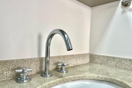 Apartamento à venda com 64m², 2 quartos e 1 vagaBanheiro da Suíte 