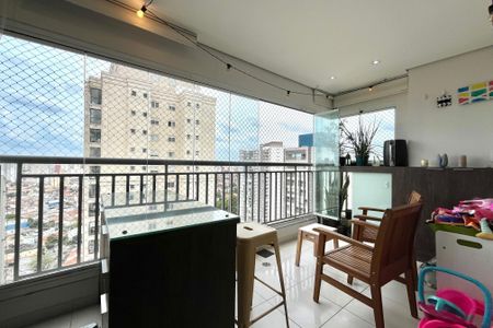 Apartamento à venda com 64m², 2 quartos e 1 vagaVaranda