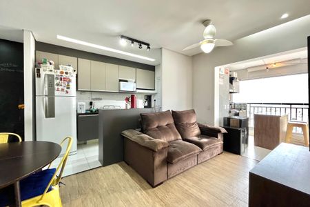 Apartamento à venda com 64m², 2 quartos e 1 vagaSala