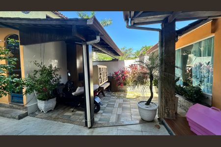 Quintal de casa para alugar com 2 quartos, 400m² em Vargem Pequena, Rio de Janeiro