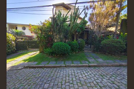 Casa de condomínio para alugar com 440m², 3 quartos e sem vagaEntrada da casa 