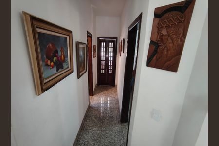 Casa de condomínio para alugar com 440m², 3 quartos e sem vagaCorredor 