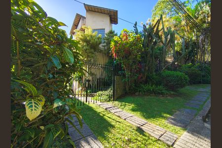 Casa de condomínio para alugar com 440m², 3 quartos e sem vagaEntrada da casa 