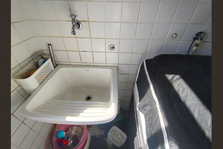 Casa de condomínio para alugar com 440m², 3 quartos e sem vagaArea de serviço 