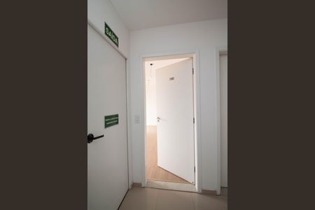 Apartamento à venda com 66m², 2 quartos e 1 vaga Apartamento à venda com 66m², 2 quartos e 1 vagaHall de entrada