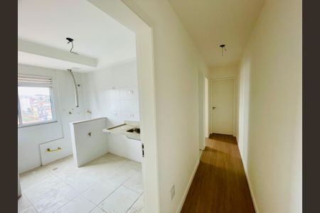 Apartamento à venda com 66m², 2 quartos e 1 vaga Apartamento à venda com 66m², 2 quartos e 1 vagaCorredor interno