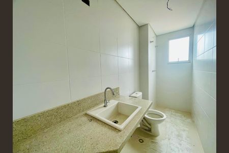 Apartamento à venda com 66m², 2 quartos e 1 vaga Apartamento à venda com 66m², 2 quartos e 1 vagaBanheiro 2