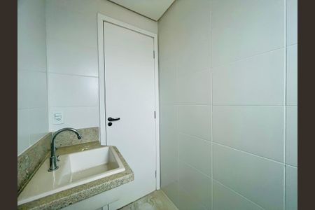 Apartamento à venda com 66m², 2 quartos e 1 vaga Apartamento à venda com 66m², 2 quartos e 1 vagaBanheiro 1
