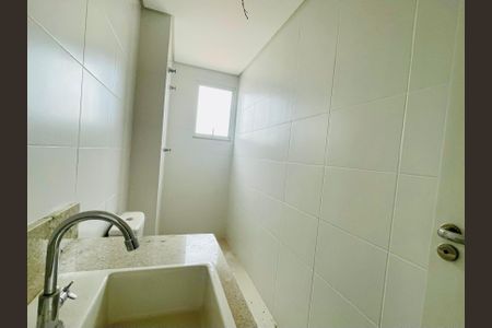 Apartamento à venda com 66m², 2 quartos e 1 vaga Apartamento à venda com 66m², 2 quartos e 1 vagaBanheiro 2