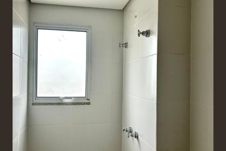 Apartamento à venda com 66m², 2 quartos e 1 vaga Apartamento à venda com 66m², 2 quartos e 1 vagaBanheiro 1