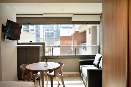 Studio para alugar com 28m², 0 quarto e sem vaga Studio para alugar com 28m², 0 quarto e sem vagaStudio