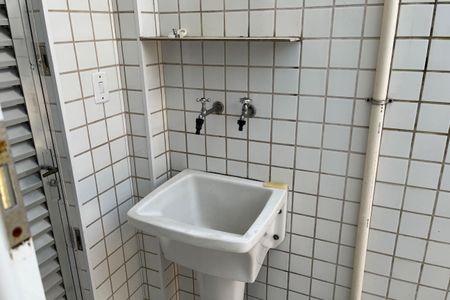 Casa para alugar com 196m², 2 quartos e 2 vagas Casa para alugar com 196m², 2 quartos e 2 vagasQuintal