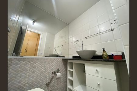 Apartamento à venda com 70m², 2 quartos e 1 vaga