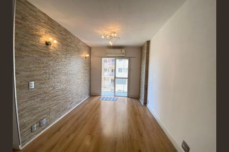 Apartamento à venda com 70m², 2 quartos e 1 vaga