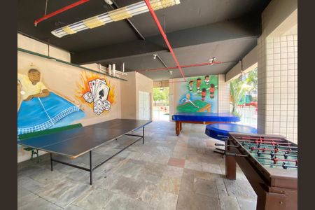 Apartamento à venda com 70m², 2 quartos e 1 vaga