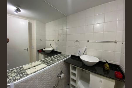 Apartamento à venda com 70m², 2 quartos e 1 vaga