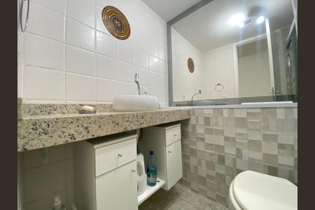 Apartamento à venda com 70m², 2 quartos e 1 vaga