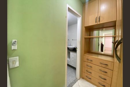 Apartamento à venda com 70m², 2 quartos e 1 vaga
