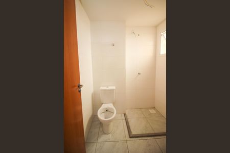Apartamento à venda com 44m², 2 quartos e 1 vaga Apartamento à venda com 44m², 2 quartos e 1 vagaBanheiro