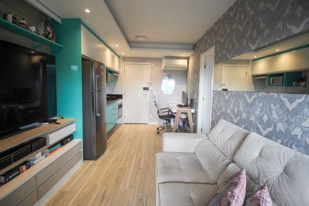 Sala e Cozinha  de apartamento para alugar com 1 quarto, 39m² em Panamby, São Paulo