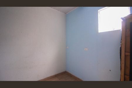 Quarto 1 de casa para alugar com 2 quartos, 85m² em Jardim Santa Teresinha, São Paulo