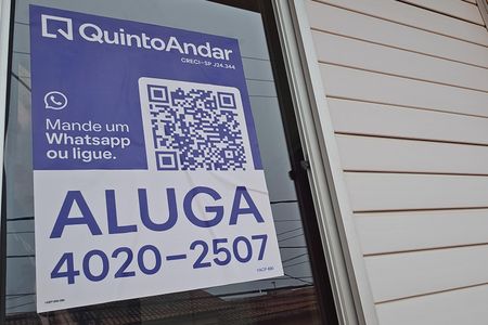 Casa de condomínio para alugar com 150m², 3 quartos e 3 vagas Casa de condomínio para alugar com 150m², 3 quartos e 3 vagasPlaca