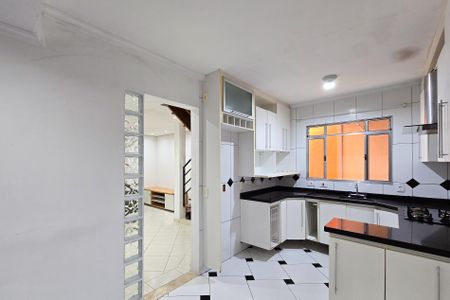 Casa de condomínio para alugar com 150m², 3 quartos e 3 vagas Casa de condomínio para alugar com 150m², 3 quartos e 3 vagasCozinha