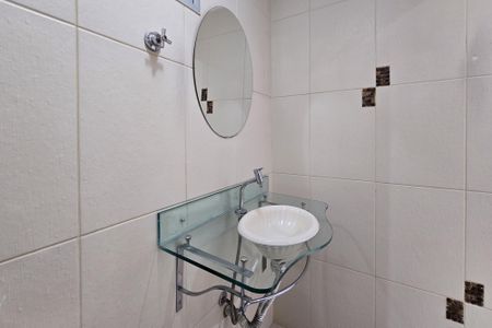 Casa de condomínio para alugar com 150m², 3 quartos e 3 vagas Casa de condomínio para alugar com 150m², 3 quartos e 3 vagasLavabo