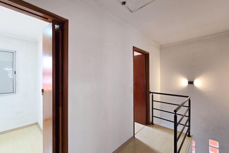 Casa de condomínio para alugar com 150m², 3 quartos e 3 vagas Casa de condomínio para alugar com 150m², 3 quartos e 3 vagasCorredor