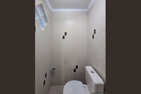 Casa de condomínio para alugar com 150m², 3 quartos e 3 vagas Casa de condomínio para alugar com 150m², 3 quartos e 3 vagasLavabo