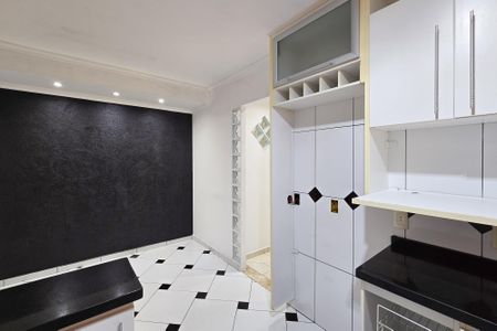 Casa de condomínio para alugar com 150m², 3 quartos e 3 vagas Casa de condomínio para alugar com 150m², 3 quartos e 3 vagasCozinha