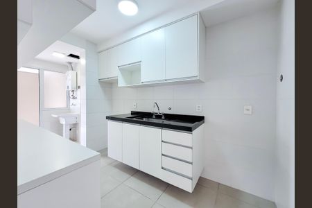 Apartamento à venda com 80m², 2 quartos e 2 vagasCozinha