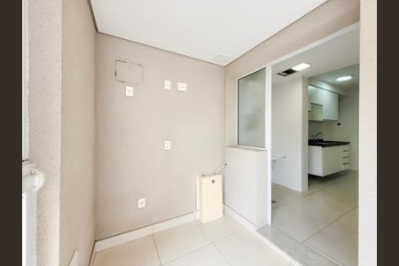Apartamento à venda com 80m², 2 quartos e 2 vagasVaranda