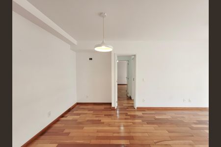 Apartamento à venda com 80m², 2 quartos e 2 vagasSala