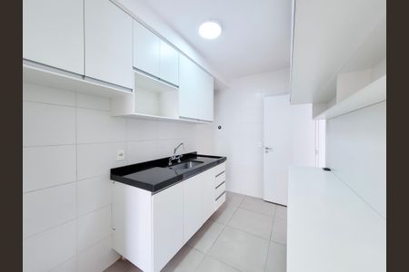 Cozinha de apartamento à venda com 2 quartos, 80m² em Bethaville I, Barueri
