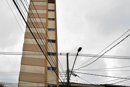 Apartamento para alugar com 56m², 2 quartos e 1 vaga Apartamento para alugar com 56m², 2 quartos e 1 vagaFachada