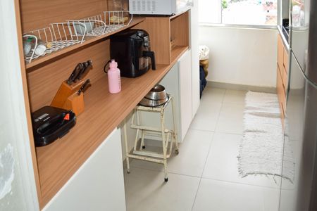 Apartamento para alugar com 56m², 2 quartos e 1 vaga Apartamento para alugar com 56m², 2 quartos e 1 vagaCozinha e Área de Serviço