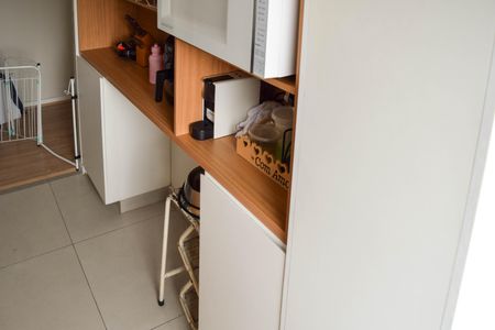 Apartamento para alugar com 56m², 2 quartos e 1 vaga Apartamento para alugar com 56m², 2 quartos e 1 vagaCozinha e Área de Serviço