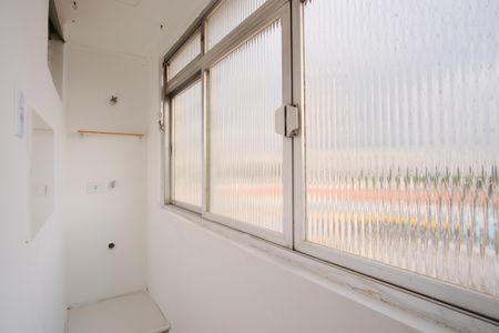 Apartamento à venda com 56m², 2 quartos e 1 vagaÁrea de Serviço