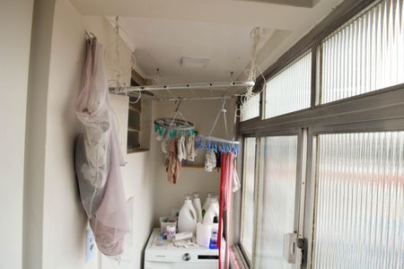 Apartamento para alugar com 56m², 2 quartos e 1 vaga Apartamento para alugar com 56m², 2 quartos e 1 vagaCozinha e Área de Serviço