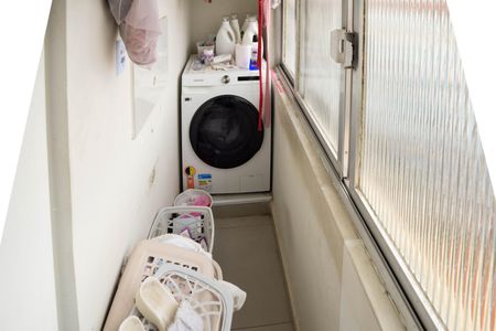 Apartamento para alugar com 56m², 2 quartos e 1 vaga Apartamento para alugar com 56m², 2 quartos e 1 vagaCozinha e Área de Serviço